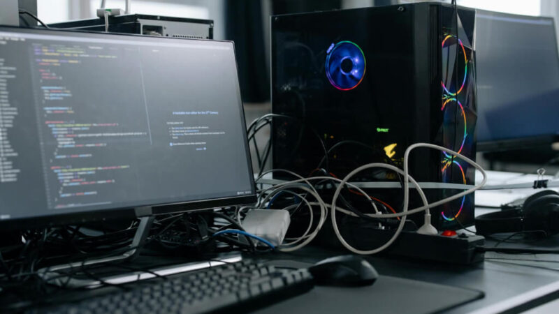 A Importância Do Equilíbrio Entre Hardware E Software Na Computação